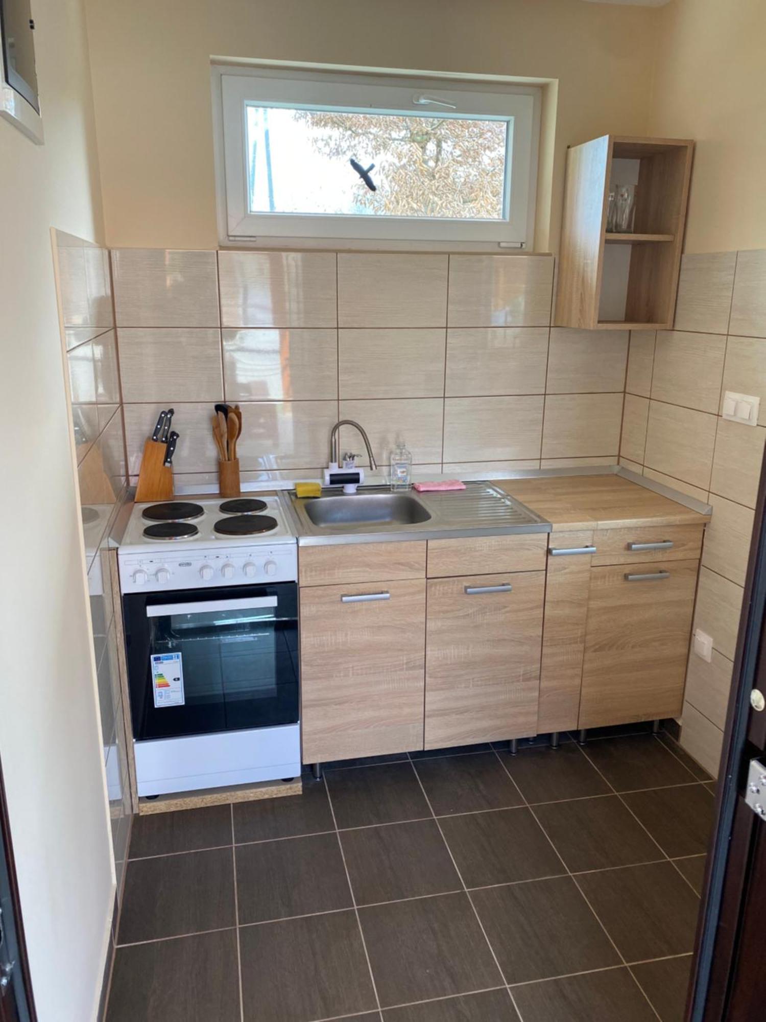 Okerka Vendeghaz Apartment Csesztreg ภายนอก รูปภาพ